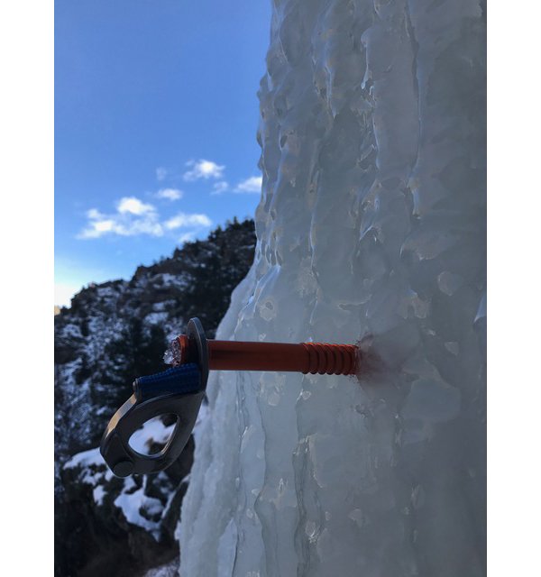 A perpendicular placed ice screw.