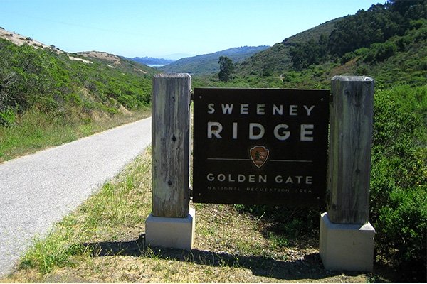 Sweeney Ridge Trail head sign 