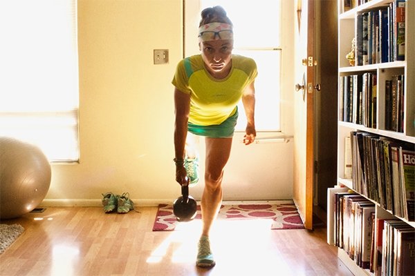 La Sportiva Mountain Running Athlete Kristina Pattison shows a Single-leg Deadlift