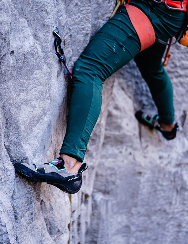 Aragon Women's climbing shoe